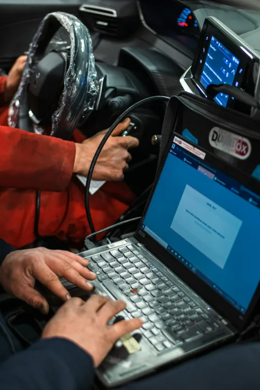 laptop diagnostic tools connected to device