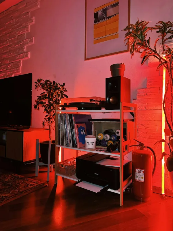 router lights flickering on living room shelf